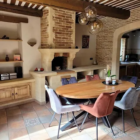 De L Olivier Saint-Geniès-de-Comolas