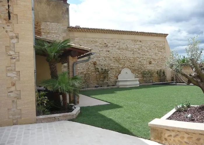 De L Olivier Semesterbostad *